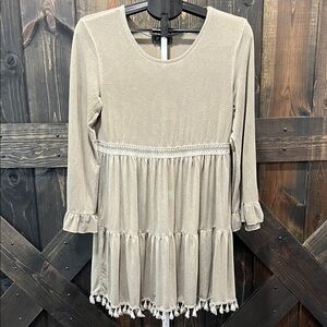 POL Boho Tassel Tunic Top S Ruffle Eyelet Mini Dress Green Festival Lagenlook